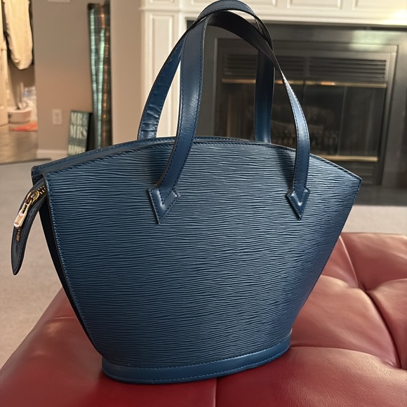 Louis Vuitton Saint Jacques Epi Bag - Picture 3 of 16